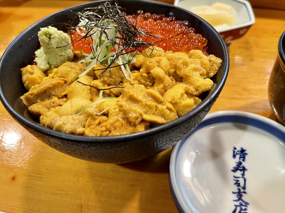 清寿司支店のウニ・イクラ丼