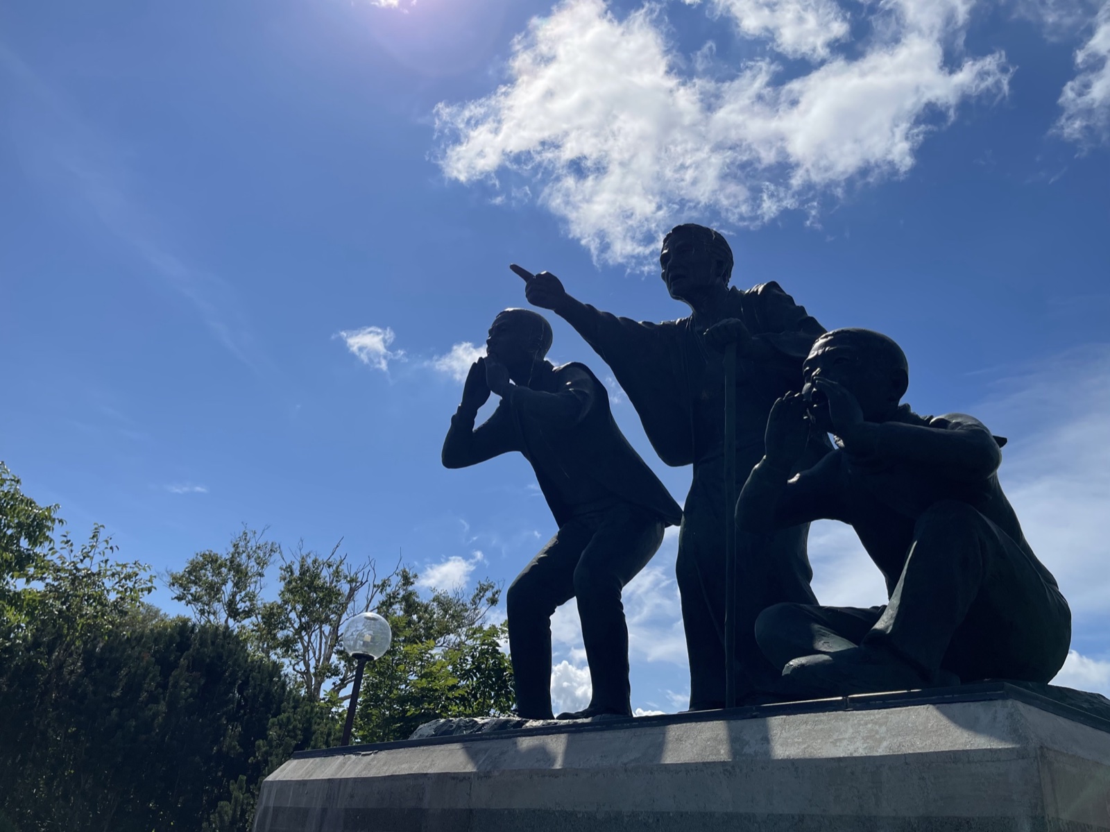 北方領土返還を訴える銅像