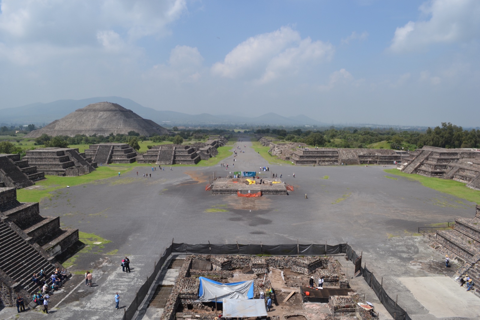 Looking south from the first platform of the Pyramid of the Moon