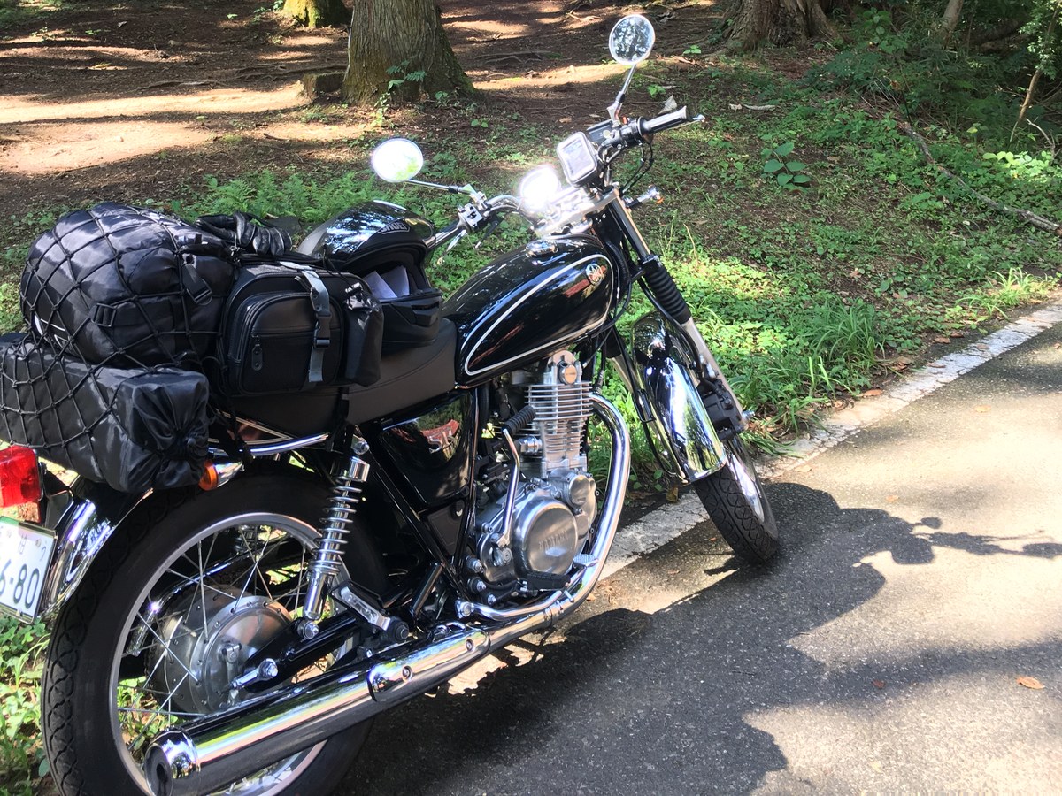 バイクソロキャンプ道具まとめ｜テント・シュラフ・マット選び